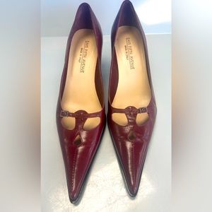 Saks Fifth Avenue pointed toe pump, heels, size 8, burgundy short kitten heel